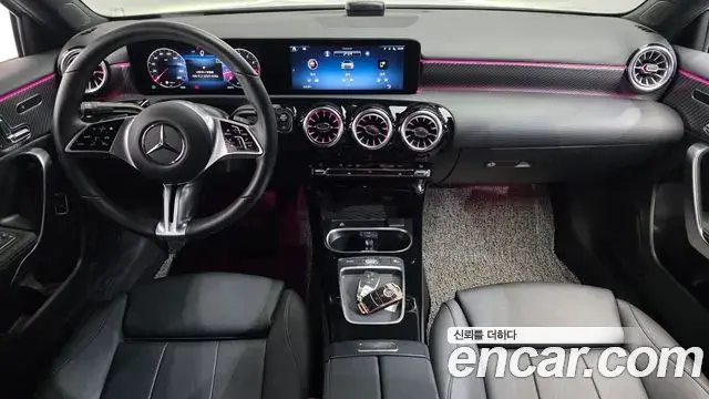 Mercedes-Benz A-Class 2025 — Фото 7/20