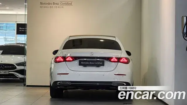 Mercedes-Benz E-Class 2026 — Photo 4/20
