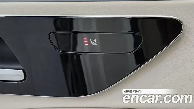 Mercedes-Benz E-Class 2026 — Photo 14/20