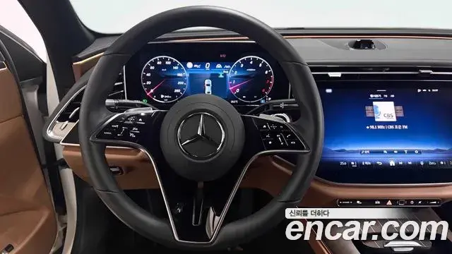 Mercedes-Benz E-Class 2026 — Фото 11/18