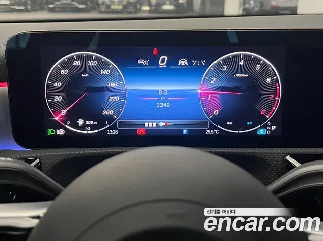Mercedes-Benz CLA-Class 2026 — Фото 6/18
