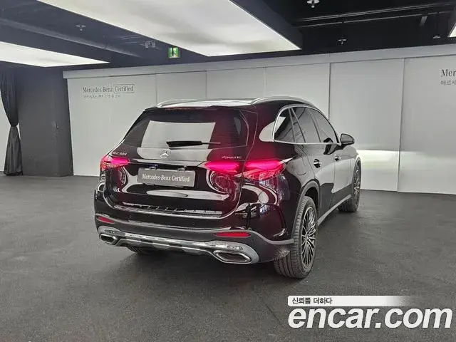 Mercedes-Benz GLC-Class 2026 — Photo 1/19