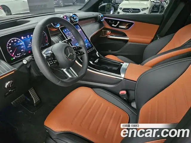 Mercedes-Benz GLC-Class 2026 — Photo 6/19