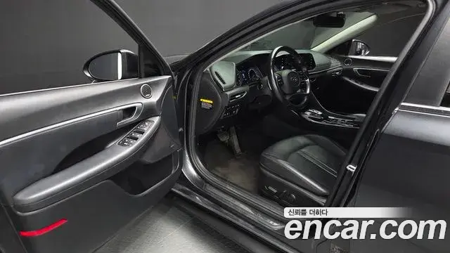 Hyundai Sonata 2020 — Фото 10/20