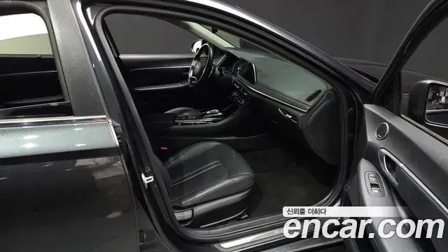 Hyundai Sonata 2020 — Фото 11/20