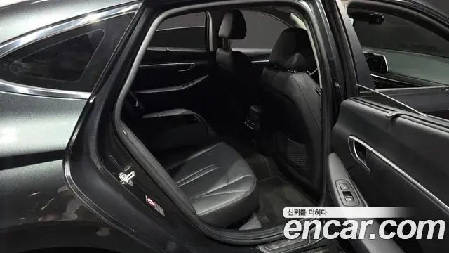 Hyundai Sonata 2020 — Фото 12/20