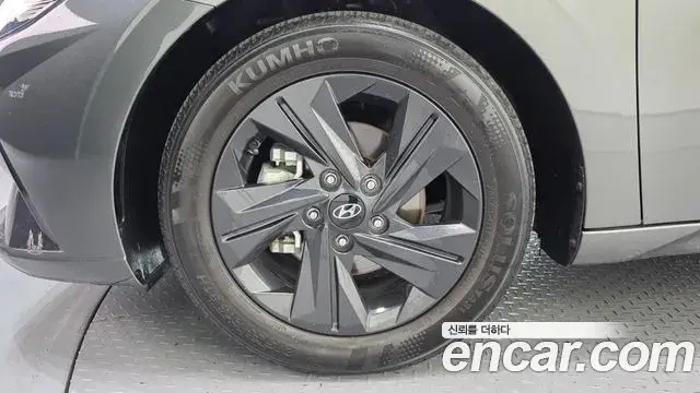Hyundai Avante 2022 — Photo 5/20