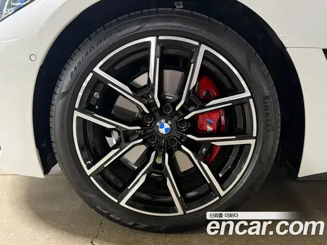 BMW 4 Series 2026 — Фото 15/18