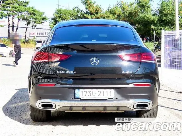 Mercedes-Benz GLE-Class 2021 — Фото 3/20