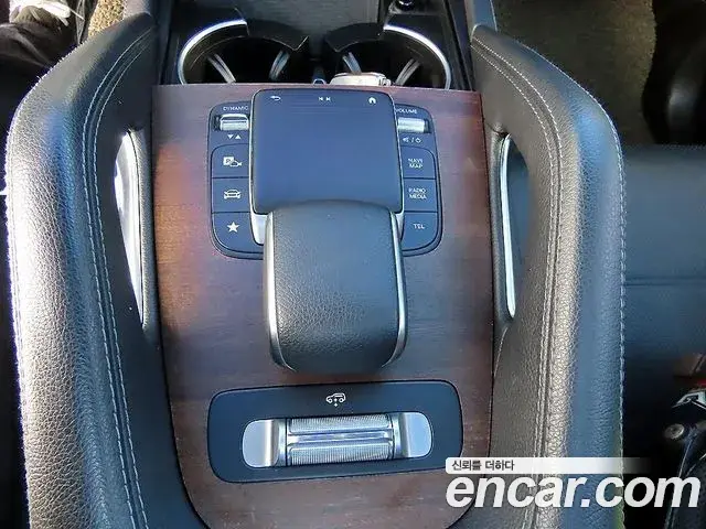 Mercedes-Benz GLE-Class 2021 — Фото 13/20
