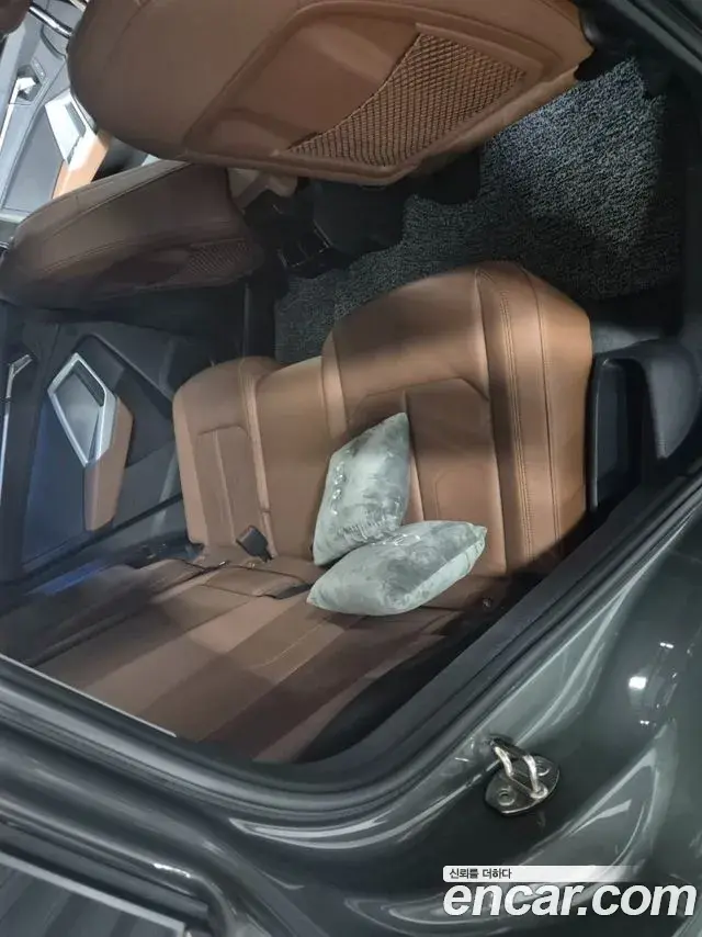Audi Q3 2023 — Фото 11/14