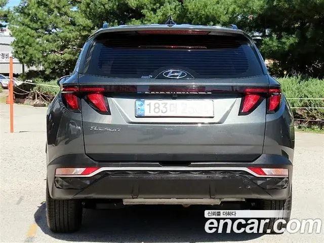 Hyundai The New Tucson 2023 — Фото 3/20