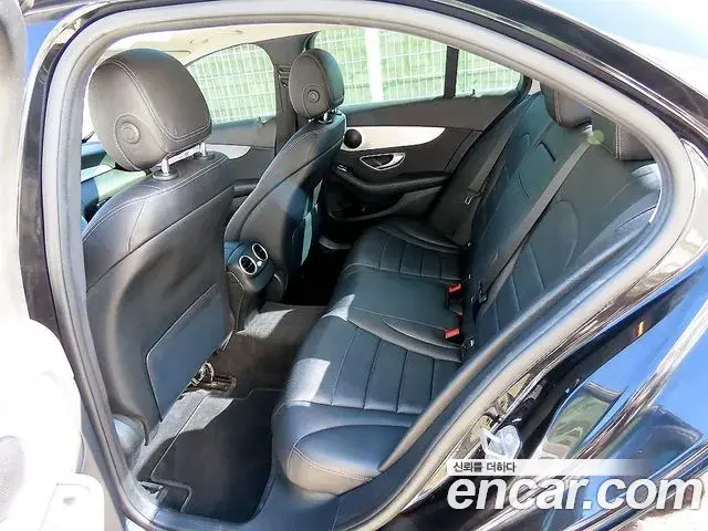 Mercedes-Benz C-Class 2020 — Фото 5/20