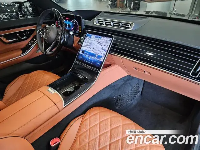 Mercedes-Benz S-Class 2026 — Фото 12/15