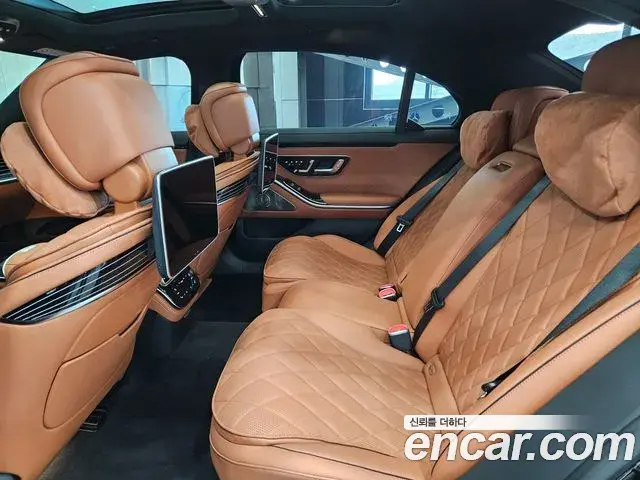 Mercedes-Benz S-Class 2026 — Фото 13/15