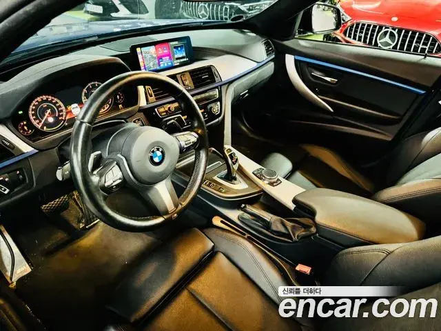 BMW 3 Series 2018 — Фото 11/20
