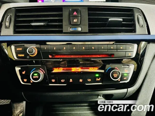 BMW 3 Series 2018 — Фото 20/20