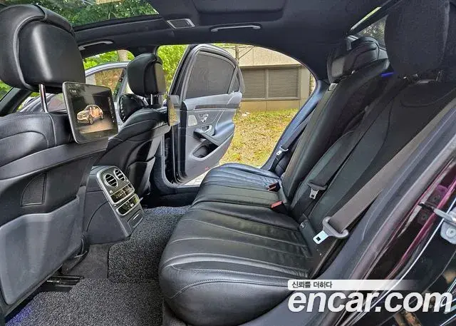 Mercedes-Benz S-Class 2018 — Фото 12/20