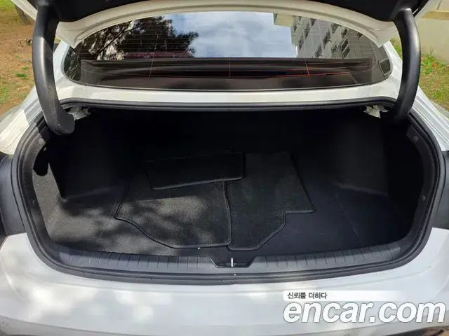Hyundai Sonata 2022 — Фото 17/18