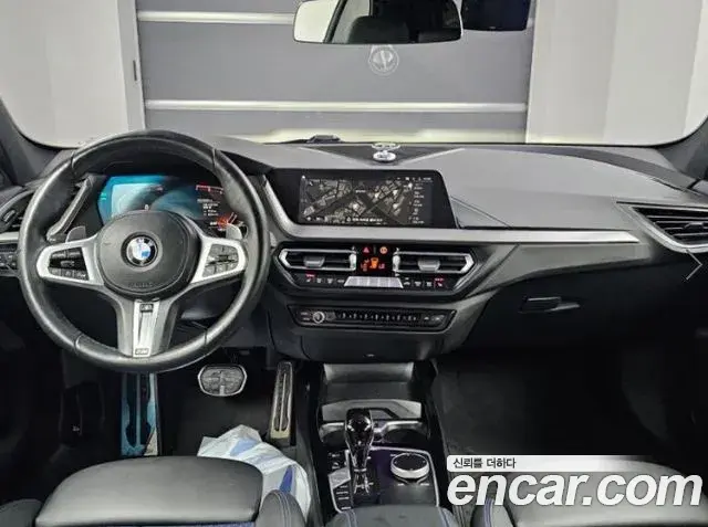 BMW 1 Series 2023 — Фото 10/10