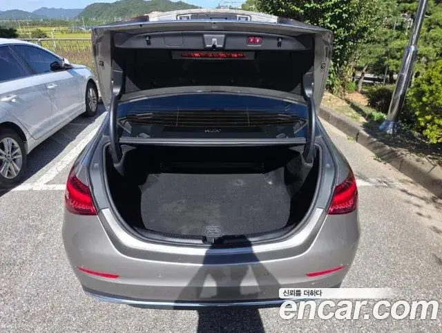 Mercedes-Benz C-Class 2022 — Фото 6/20