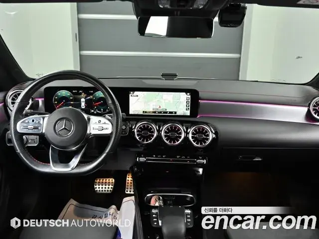 Mercedes-Benz CLA-Class 2022 — Фото 10/20
