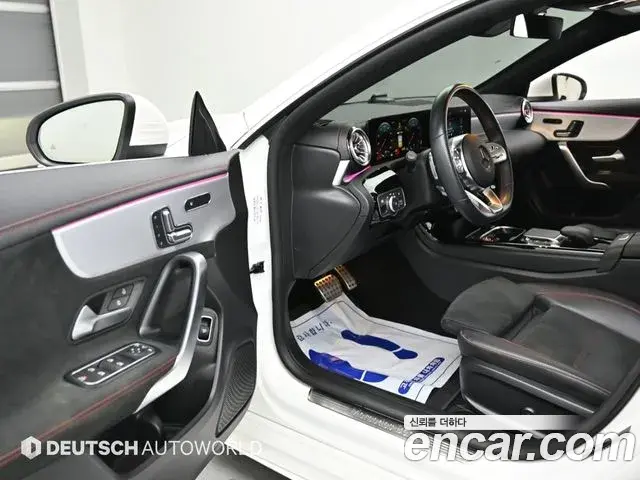 Mercedes-Benz CLA-Class 2022 — Фото 11/20