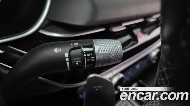 Genesis Electrified G80 2023 — Şəkil 15/20