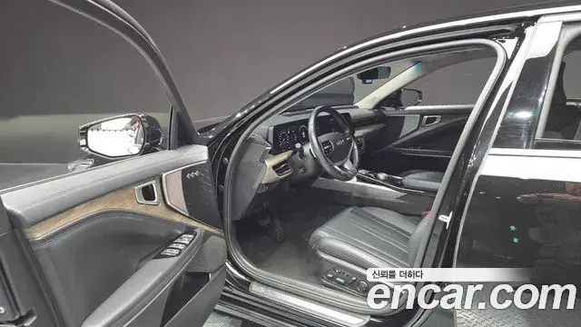 Kia K8 2022 — Şəkil 10/20