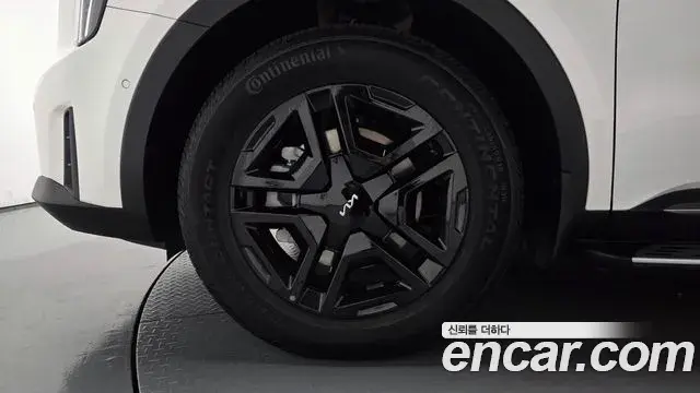Kia Sorento 2024 — Photo 5/20