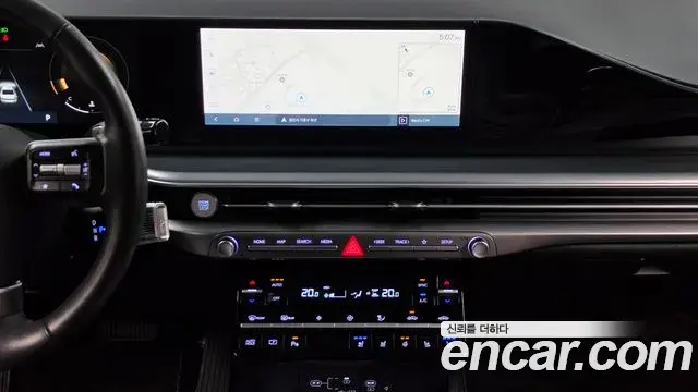 Hyundai Grandeur 2023 — Photo 15/20