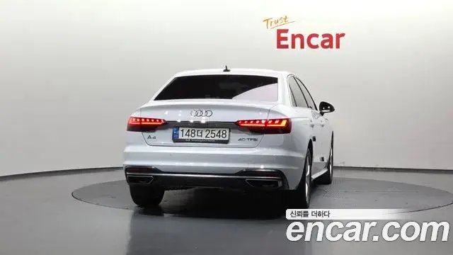 Audi A4 2021 — Şəkil 9/20