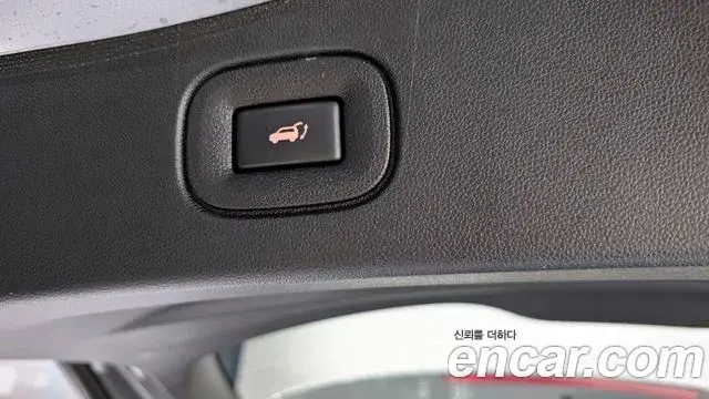 Renault Samsung QM6 2022 — ფოტო 19/20