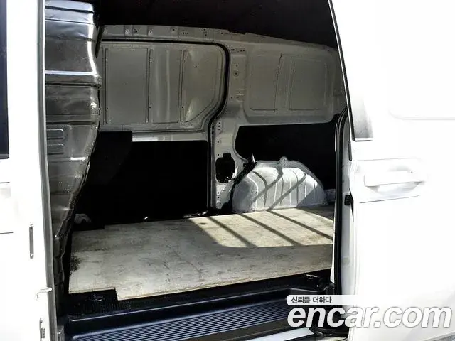 Hyundai Staria 2021 — Photo 11/20