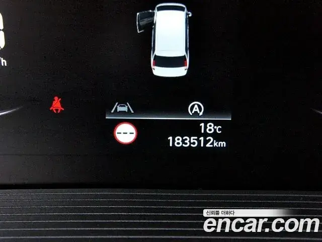 Hyundai Staria 2021 — Photo 14/20