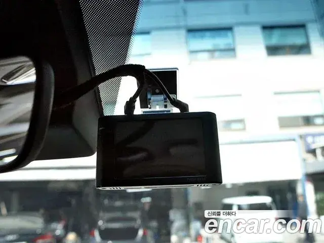 Hyundai Staria 2021 — Photo 16/20