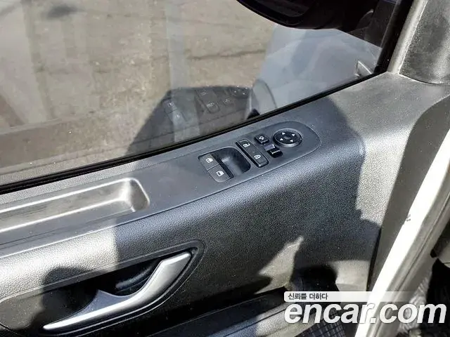 Hyundai Staria 2021 — Photo 10/20