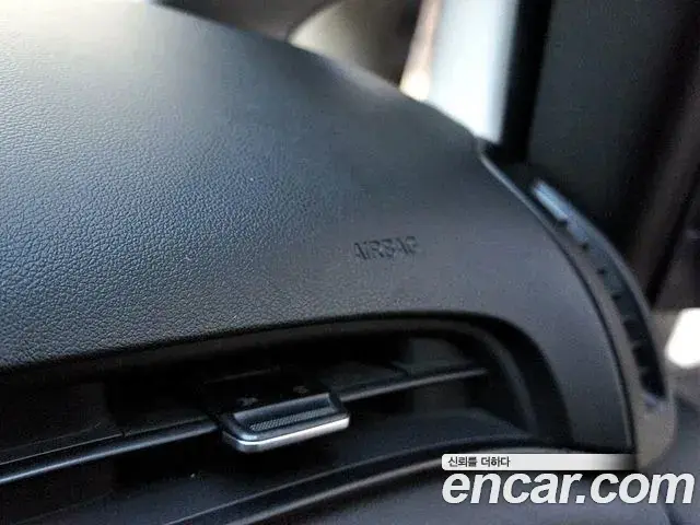 Hyundai Staria 2021 — Photo 2/20