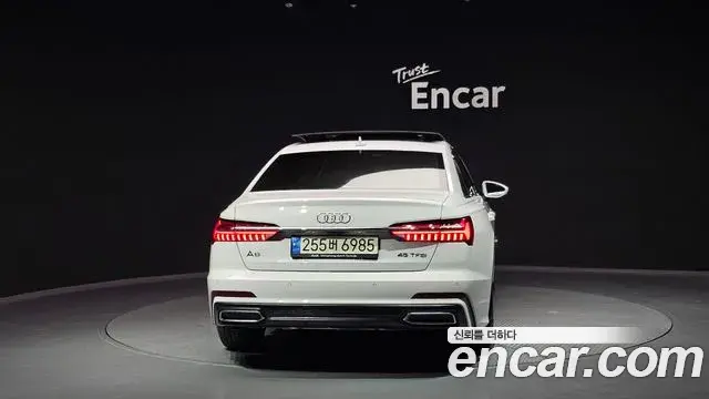 Audi A6 2021 — Photo 11/20