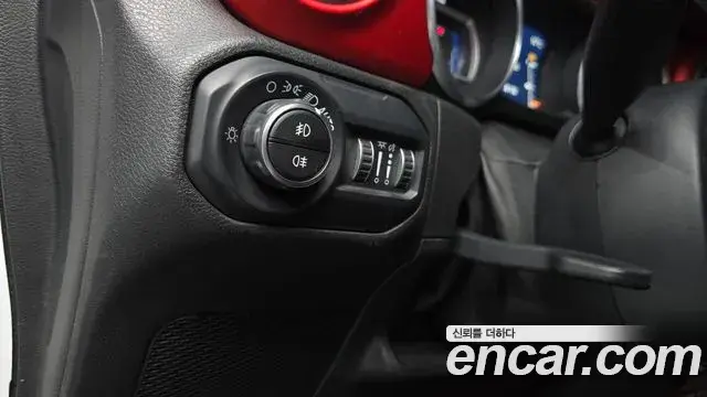 Jeep Wrangler 2018 — Şəkil 17/20