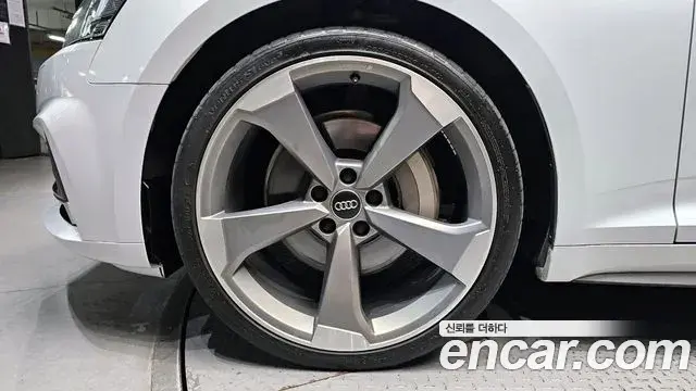 Audi A5 2019 — ფოტო 7/20