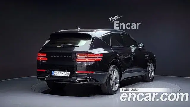 Genesis GV80 2020 — ფოტო 7/20