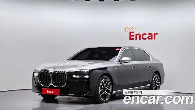 BMW 7 Series 2024 — Şəkil 8/20
