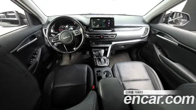 Kia Seltos 2022 — ფოტო 11/20
