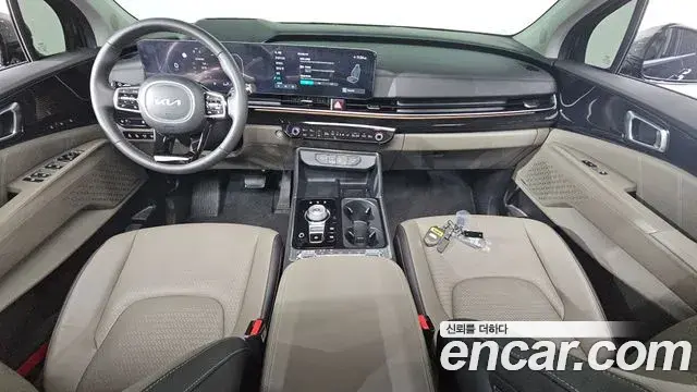 Kia Carnival 2023 — Фото 7/20
