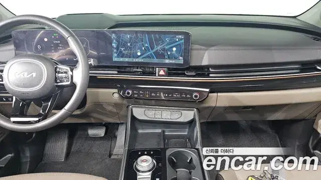 Kia Carnival 2023 — Фото 14/20