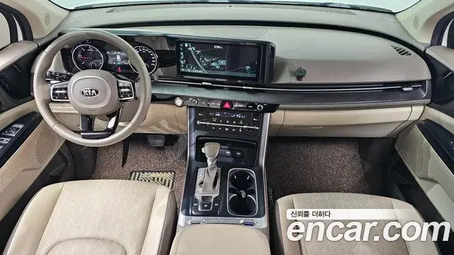 Kia Carnival 2021 — Photo 4/20