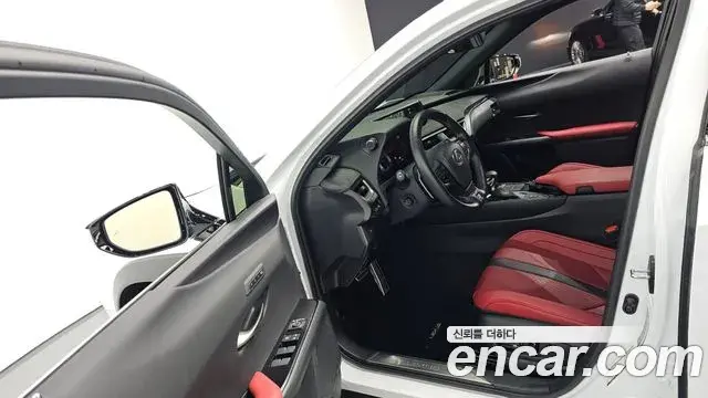 Lexus UX250h 2022 — Şəkil 4/20