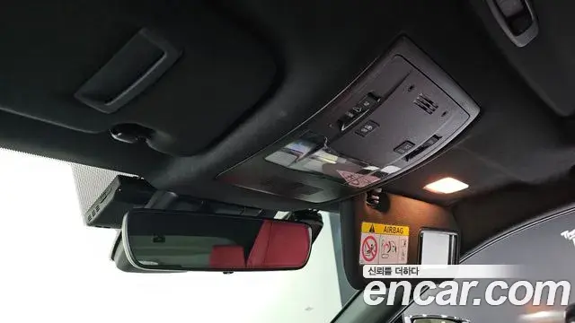 Lexus UX250h 2022 — Şəkil 10/20