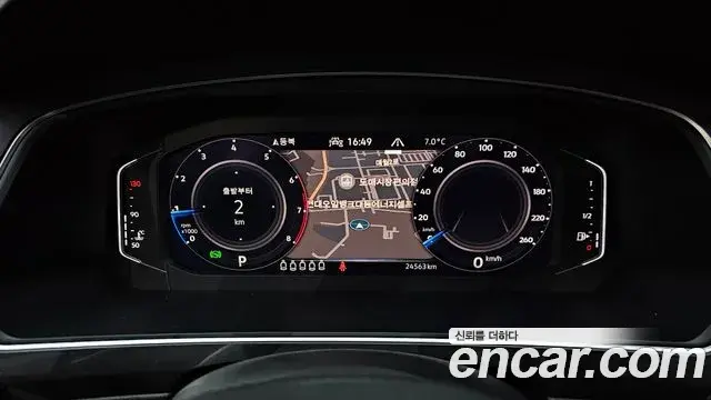 Volkswagen Tiguan Allspace 2023 — Фото 8/20